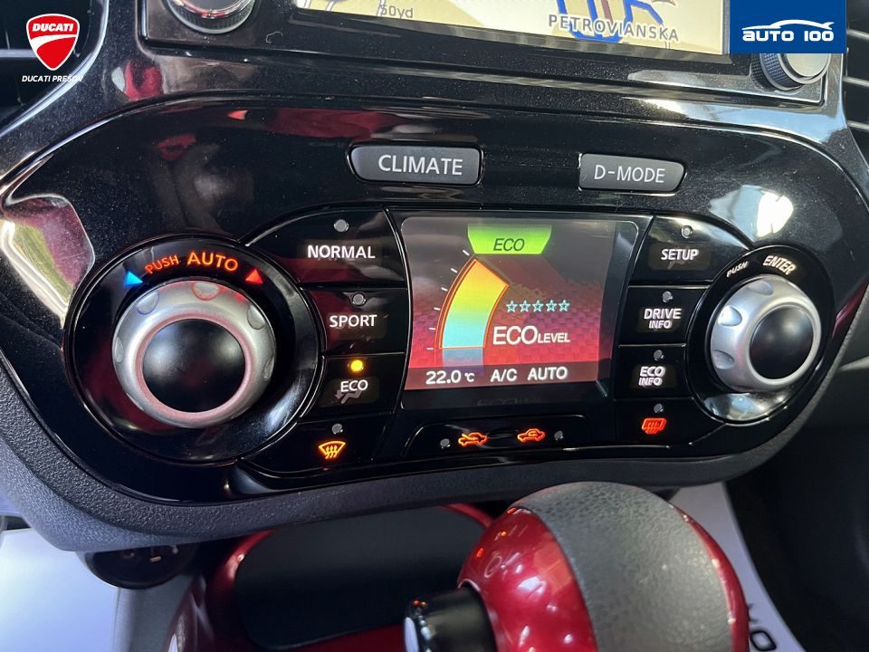 Nissan Juke N-Connecta 1,6i 86kW, Automat