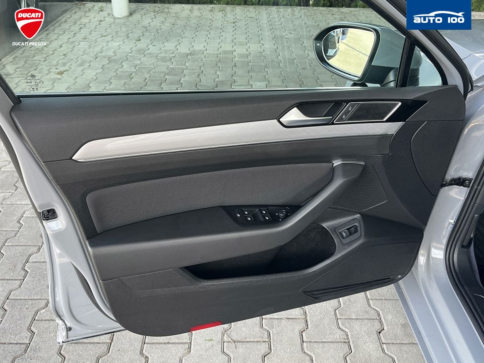 Volkswagen Passat Variant Business 2.0 TDI SCR 110kW 7- DSG