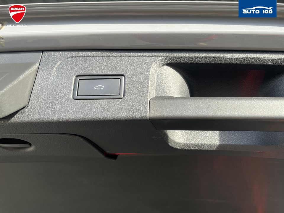 Volkswagen Passat Variant Business 2.0 TDI SCR 110kW 7- DSG