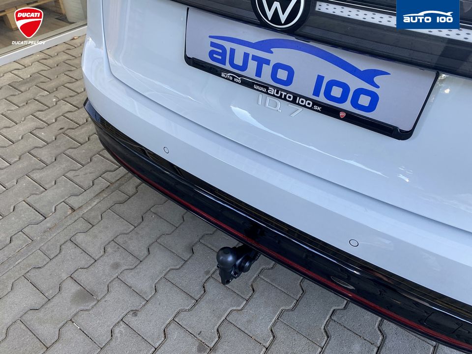 Volkswagen ID.7 Pro 210kW, Tepelné čerpadlo,Matrix-Beam