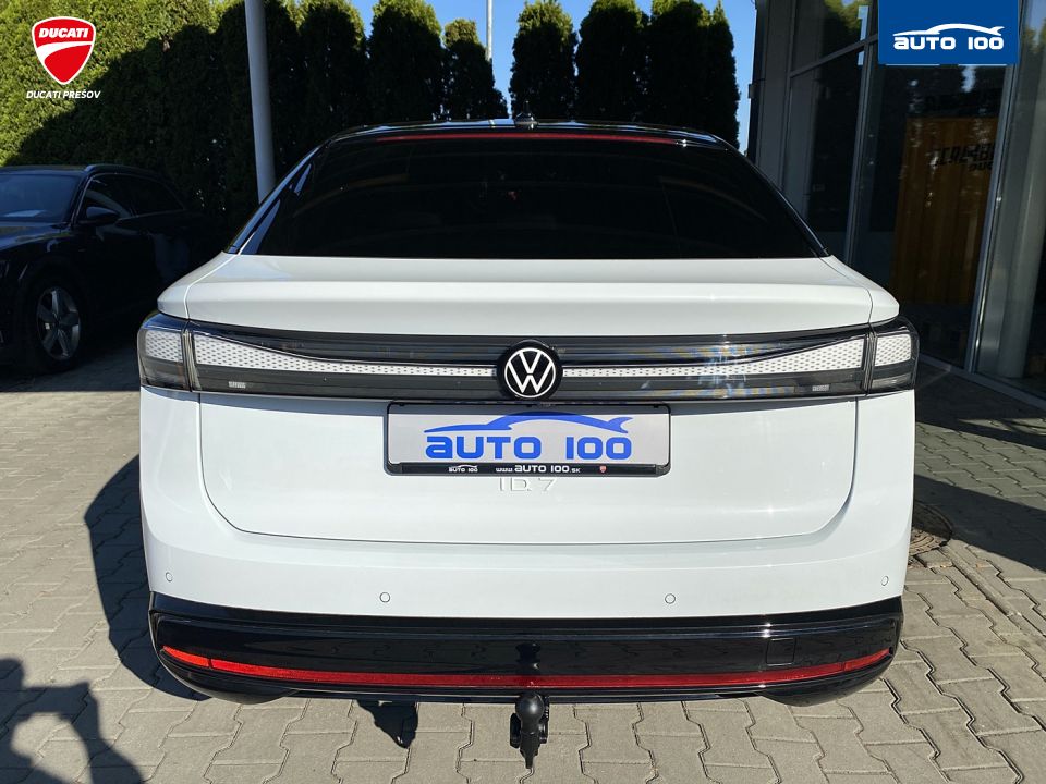 Volkswagen ID.7 Pro 210kW, Tepelné čerpadlo,Matrix-Beam