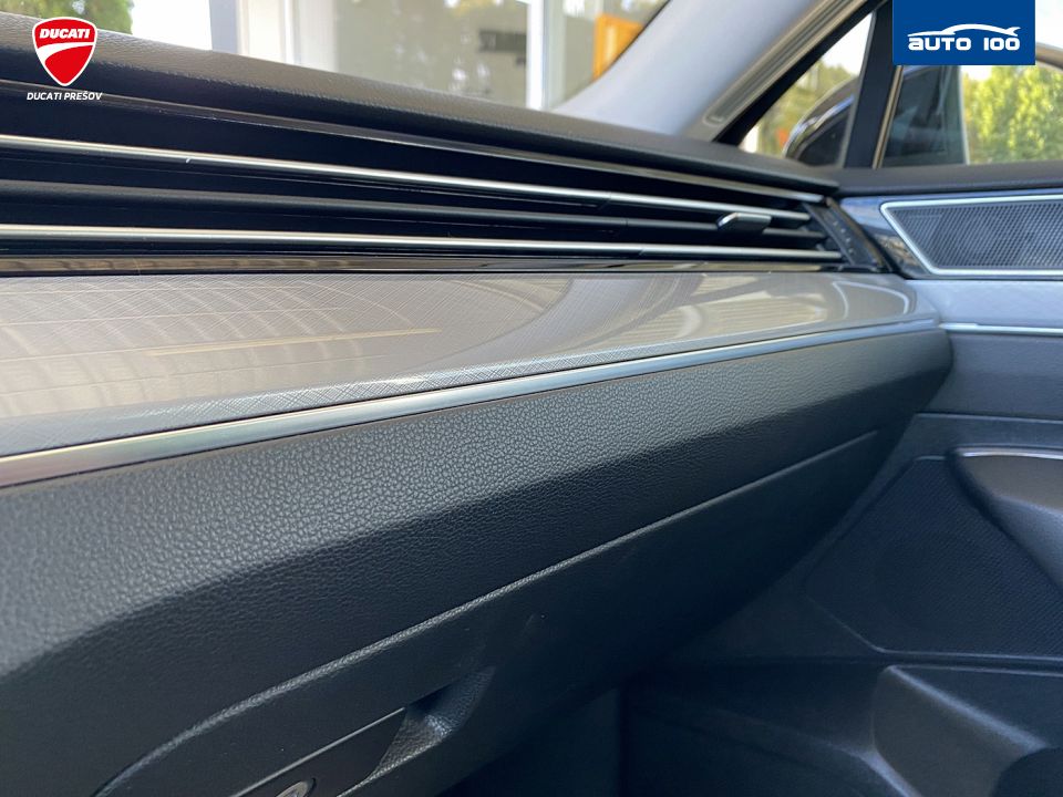 Volkswagen Passat Variant Business 2.0 TDI SCR 110kW, Matrix-Beam,