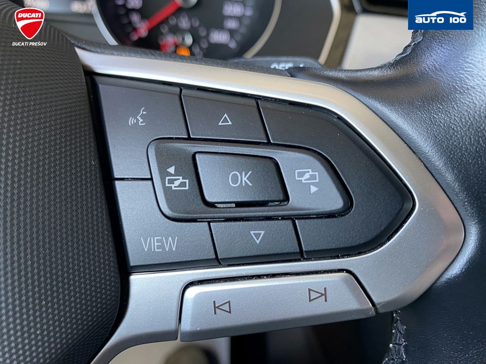 Volkswagen Passat Variant Business 2.0 TDI SCR 110kW, Matrix-Beam,