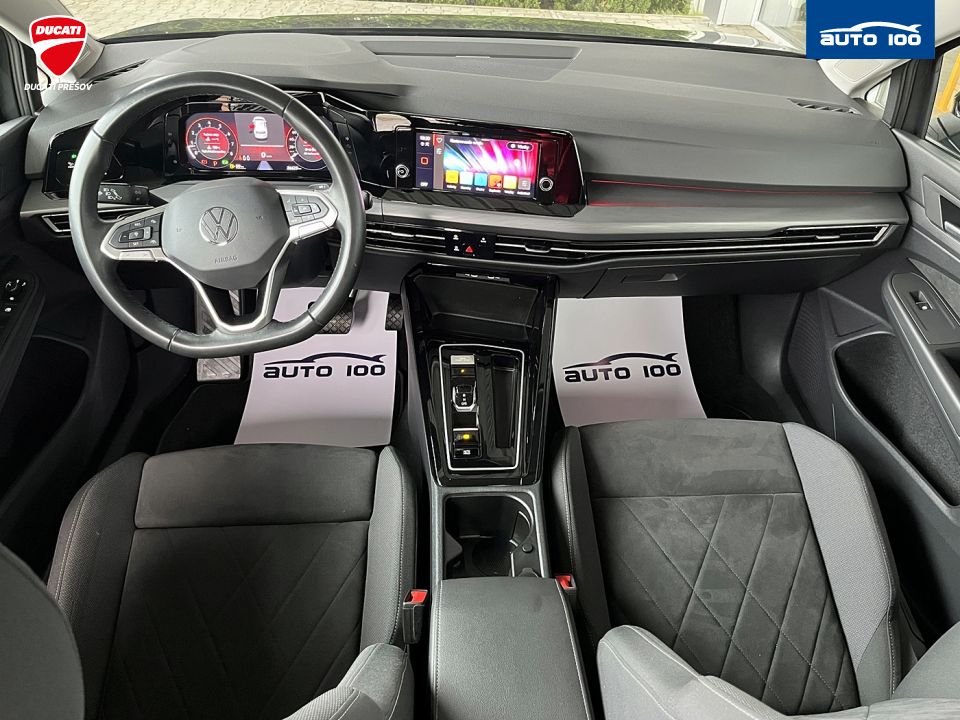 Volkswagen Golf Limited 1.5 eTSI ACT DS7