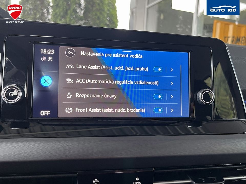 Volkswagen Golf Limited 1.5 eTSI ACT DS7