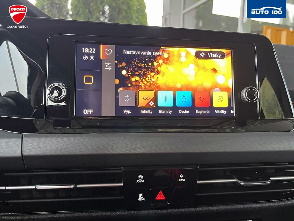 Volkswagen Golf Limited 1.5 eTSI ACT DS7