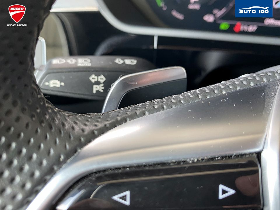 Audi e-tron S quattro 370kW, Multi Matrix-Beam,
