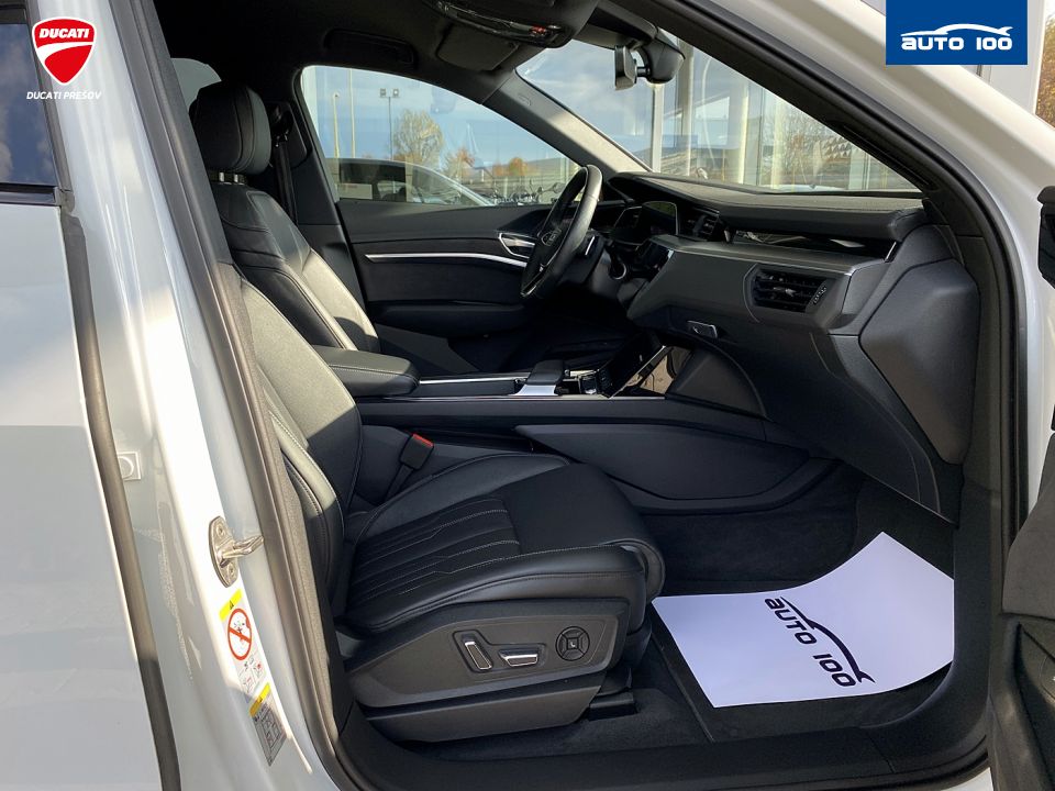 Audi e-tron S quattro 370kW, Multi Matrix-Beam,