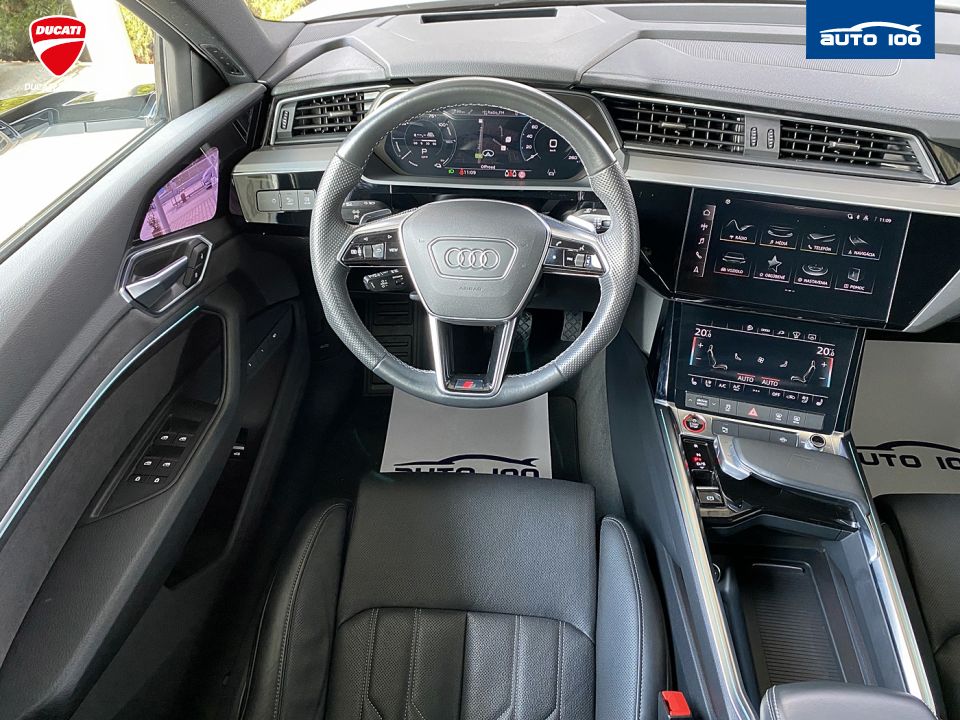 Audi e-tron S quattro 370kW, Multi Matrix-Beam,