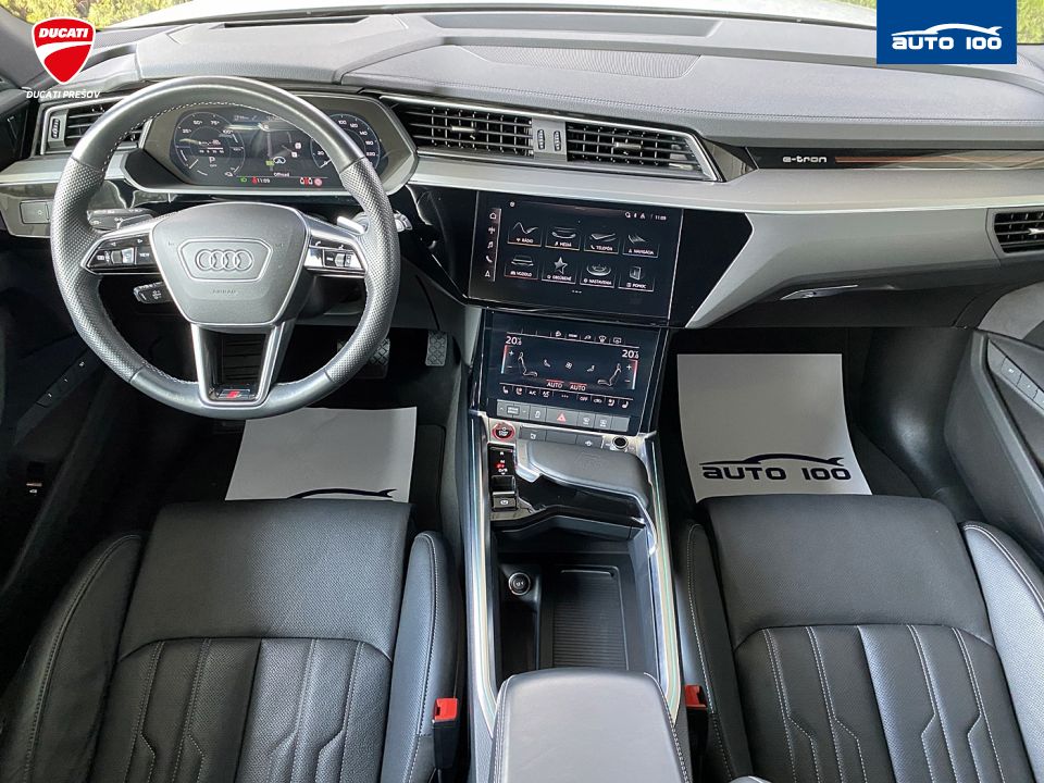 Audi e-tron S quattro 370kW, Multi Matrix-Beam,