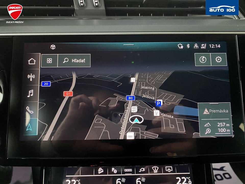 Audi e-tron S line quattro 55 electric 300kW