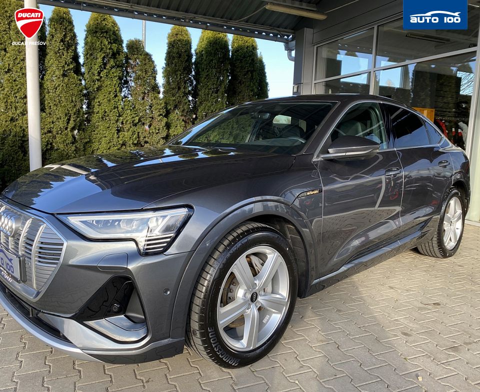 Audi e-tron Sportback S line quattro 230kW