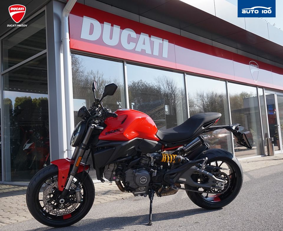 Ducati Monster 896