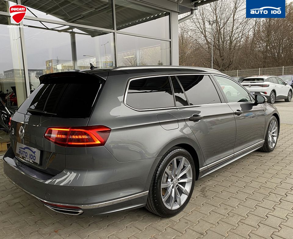 Volkswagen Passat Variant 2.0 TDI Highline 4Motion DSG-6 140 kW
