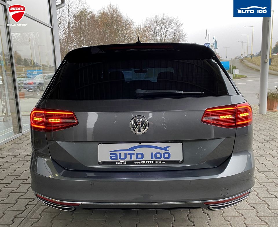 Volkswagen Passat Variant 2.0 TDI Highline 4Motion DSG-6 140 kW