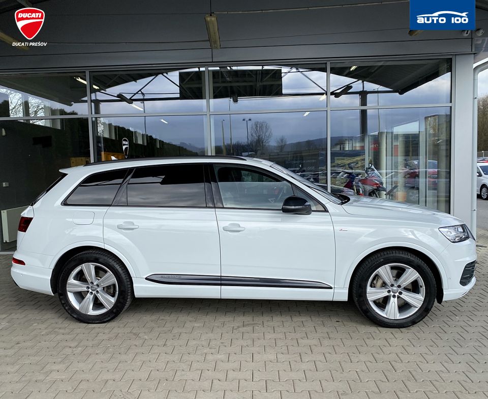 Audi Q7 3.0 TDI S-line Quattro 210kW AT8 7-miest