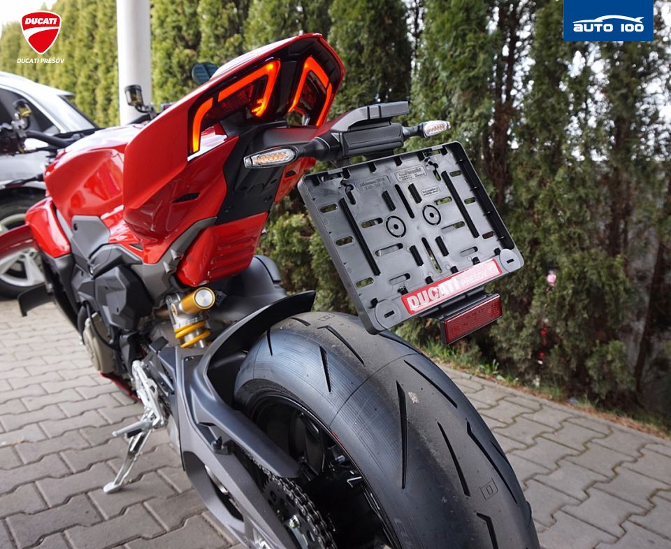 Ducati Streetfighter V4