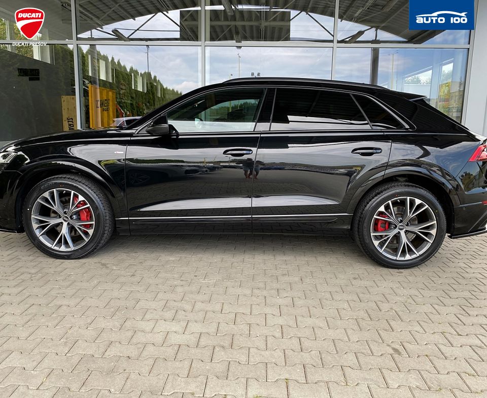 Audi Q8 50 quattro 3.0 TDI M-HEV 210kW Tiptronic-8
