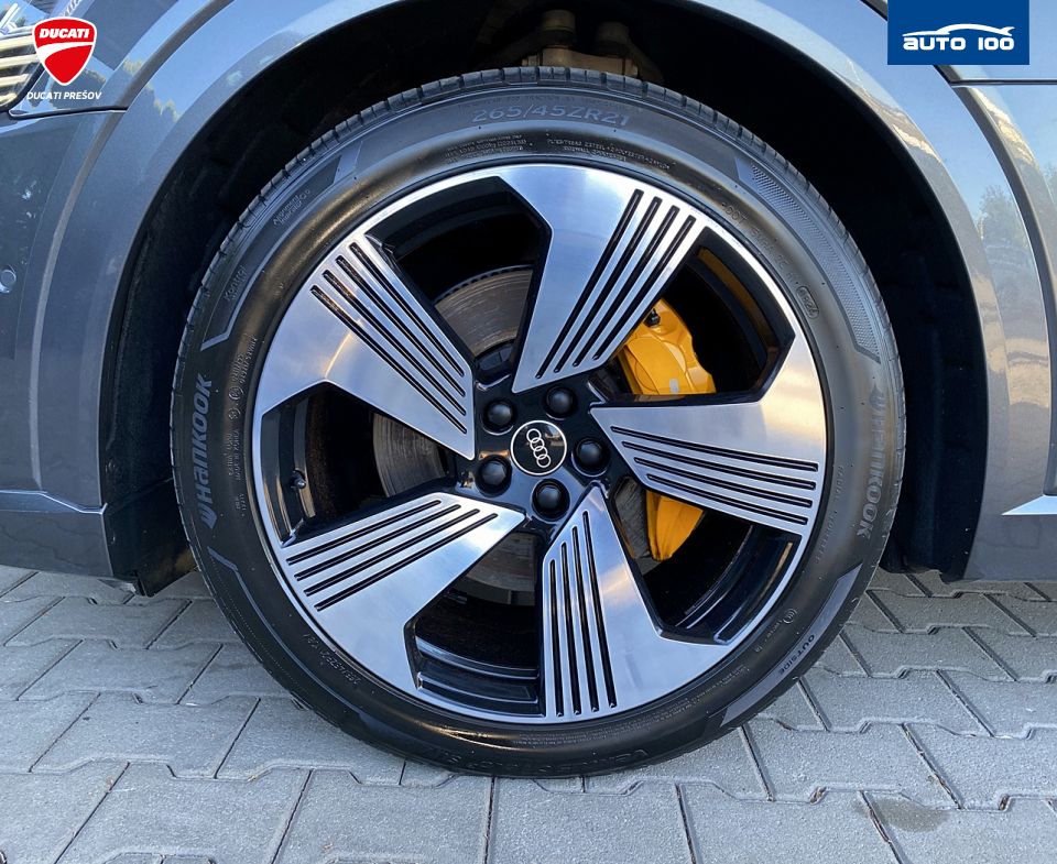 Audi e-tron 55 Sportback S Line 300kW