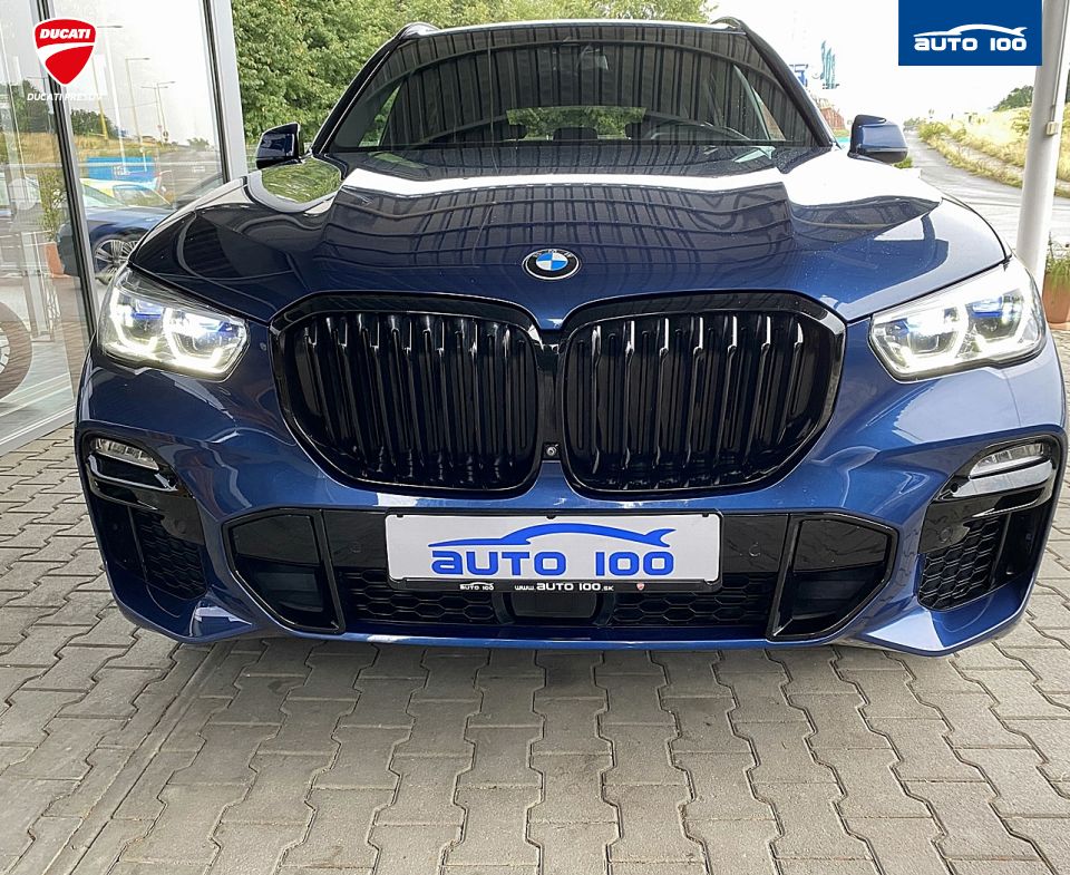 BMW X5 xDrive 40d AT-8