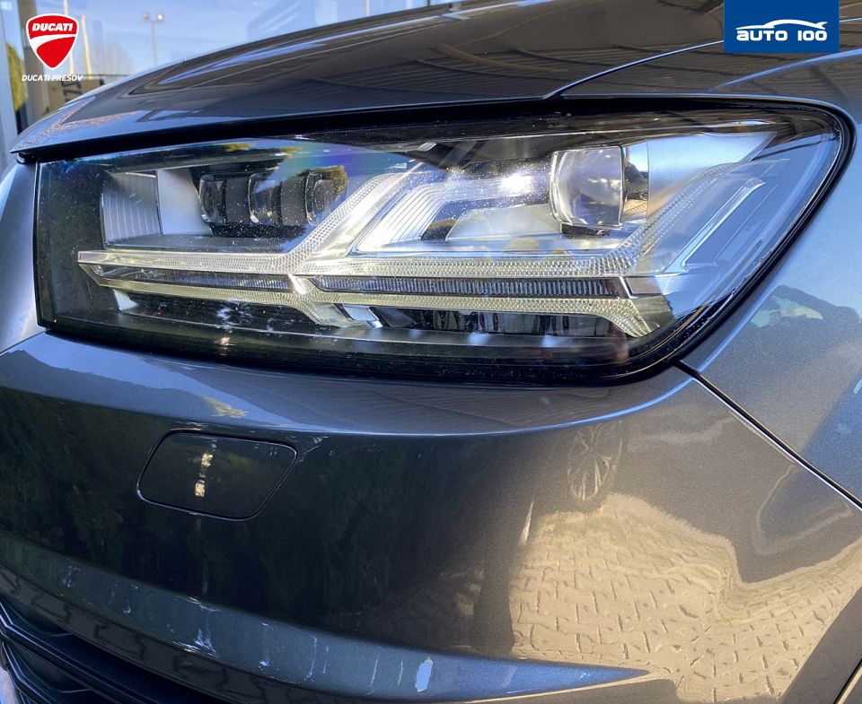 Audi Q7 3.0 TDI S-Line 200 kW AT-7
