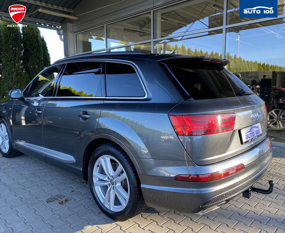 Audi Q7 3.0 TDI S-Line 200 kW AT-7