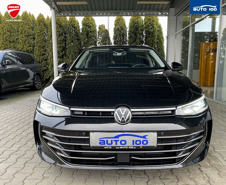 Volkswagen Passat Elegance 2.0 TDI 110kW, Matrix, Keyless, 360 kamera.