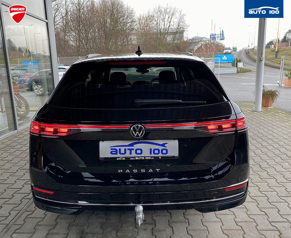 Volkswagen Passat Elegance 2.0 TDI 110kW, Matrix, Keyless, 360 kamera.