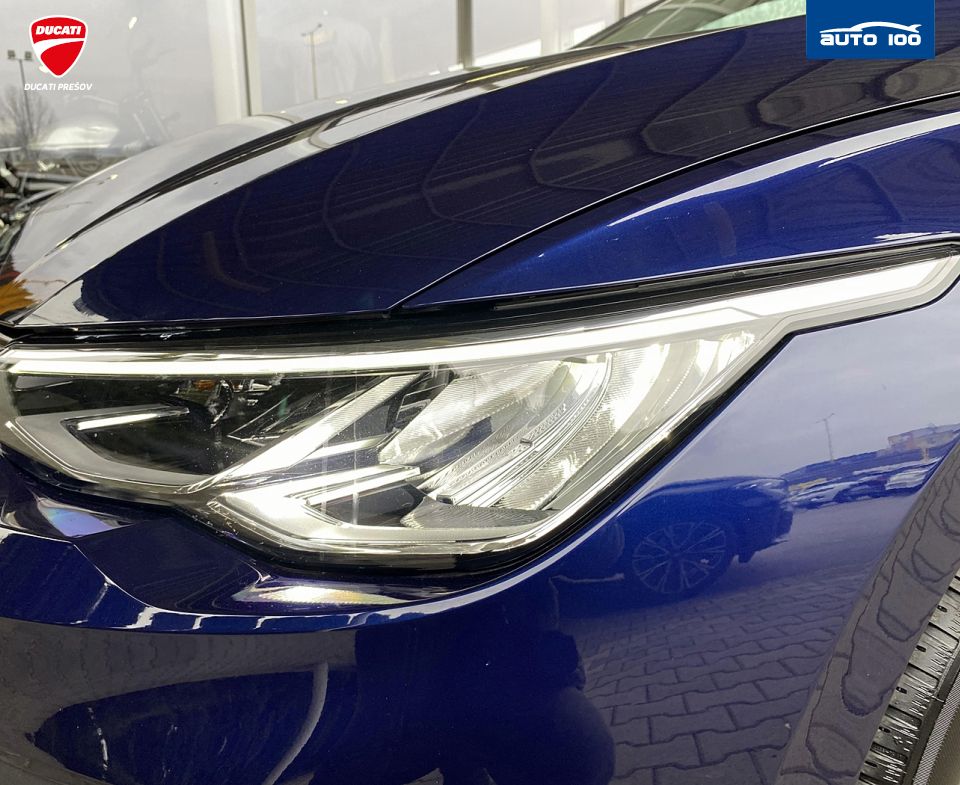 Volkswagen Golf 1.5 eTSI 96kw DSG-7