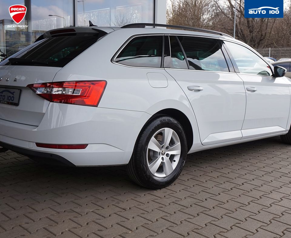 Škoda Superb Estate Ambition 2.0 TDI 110kW DSG-7