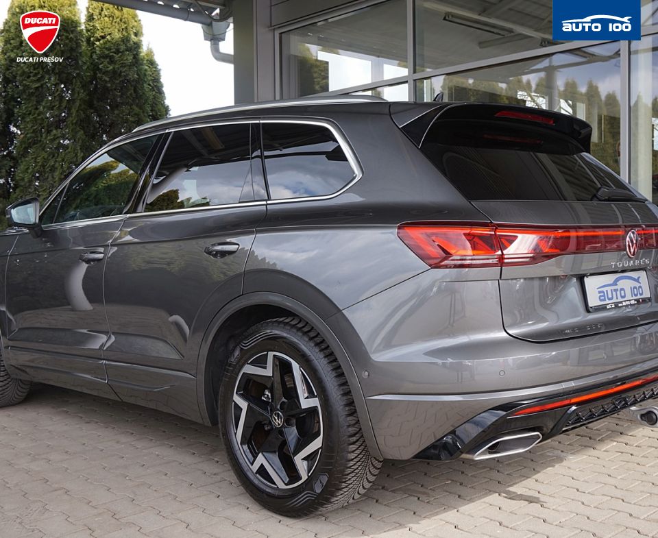 Volkswagen Touareg R-Line 4Motion 3.0 TDI SCR 170kW 8-speed Tiptronic