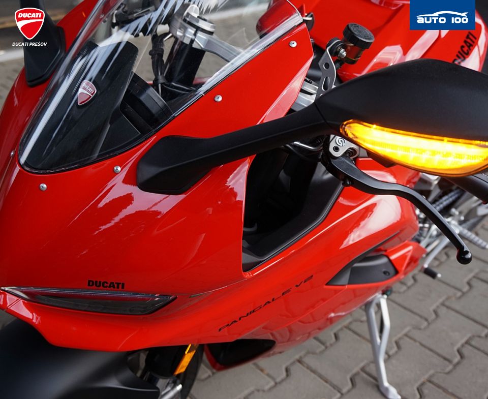 Ducati Panigale V2