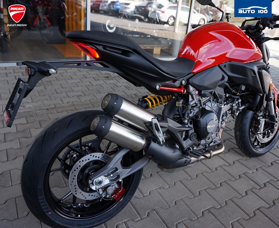 Ducati Monster 896