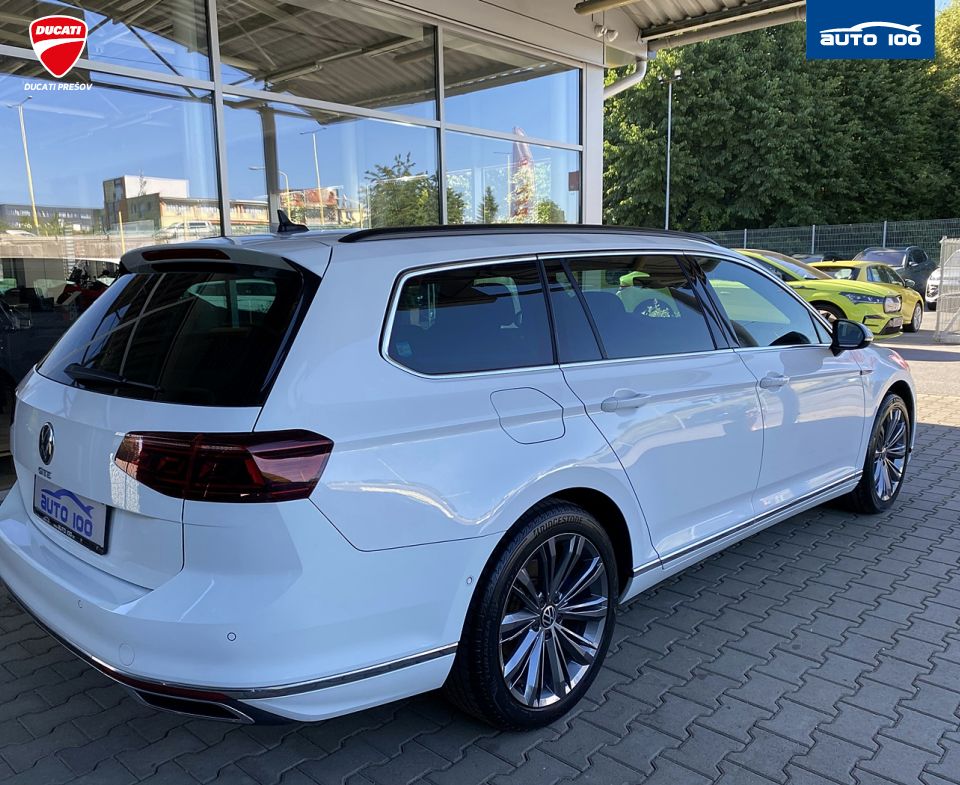 Volkswagen Passat R-Line GTE Variant 1.4 e/TSI eHybrid 160kW 6- DSG