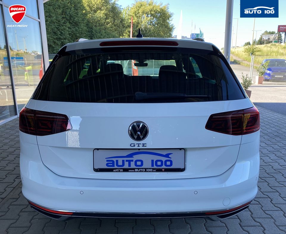 Volkswagen Passat R-Line GTE Variant 1.4 e/TSI eHybrid 160kW 6- DSG