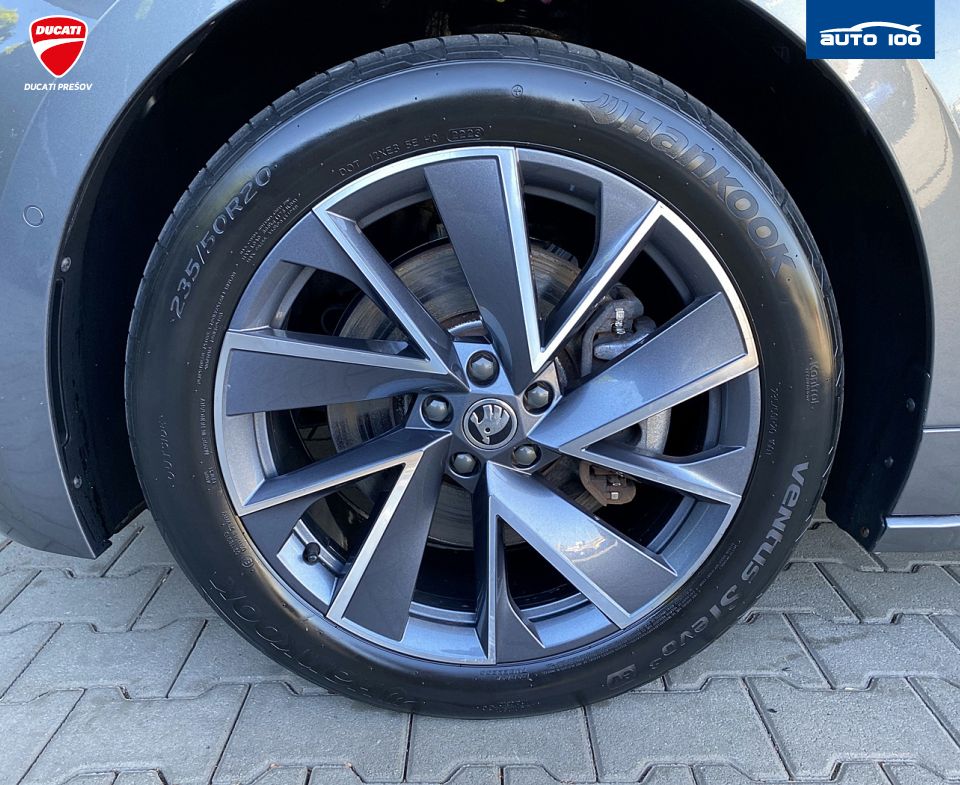 Škoda Enyaq ENYAQ 80X Sportline  4x4 ,195 kW, Tepelné čerpadlo