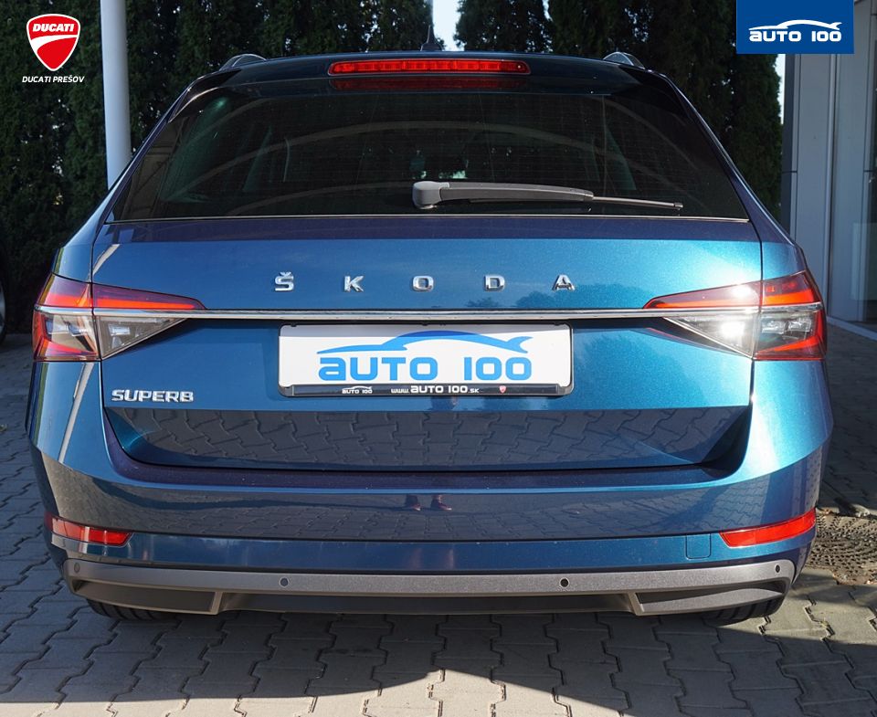 Škoda Superb Estate Style 2.0 TDI 110kW 7-DSG Matrix-Beam