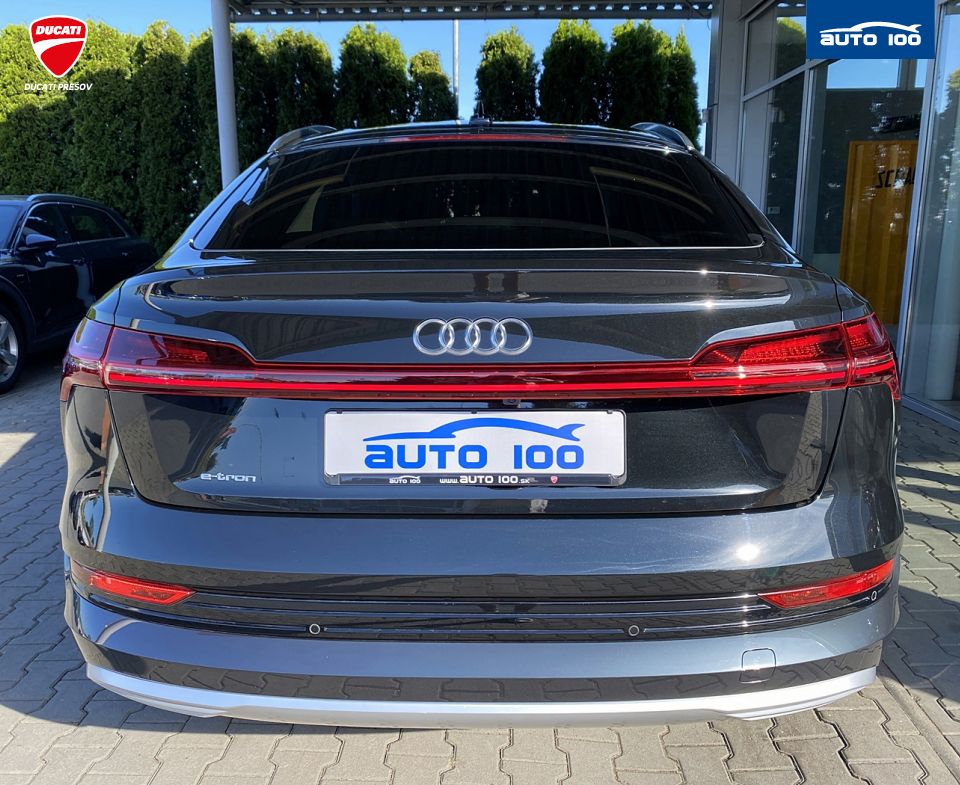 Audi e-tron Sportback advanced quattro 55, 300kW