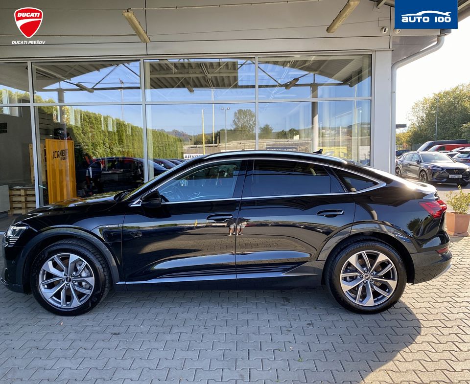 Audi e-tron Sportback advanced quattro 55, 300kW
