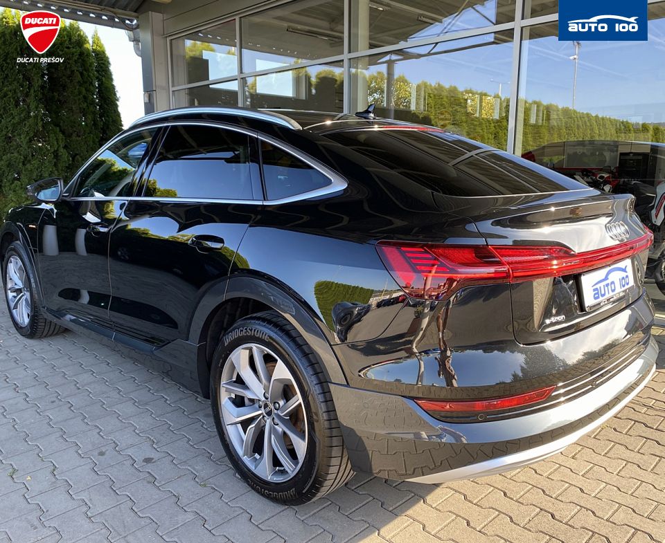 Audi e-tron Sportback advanced quattro 55, 300kW