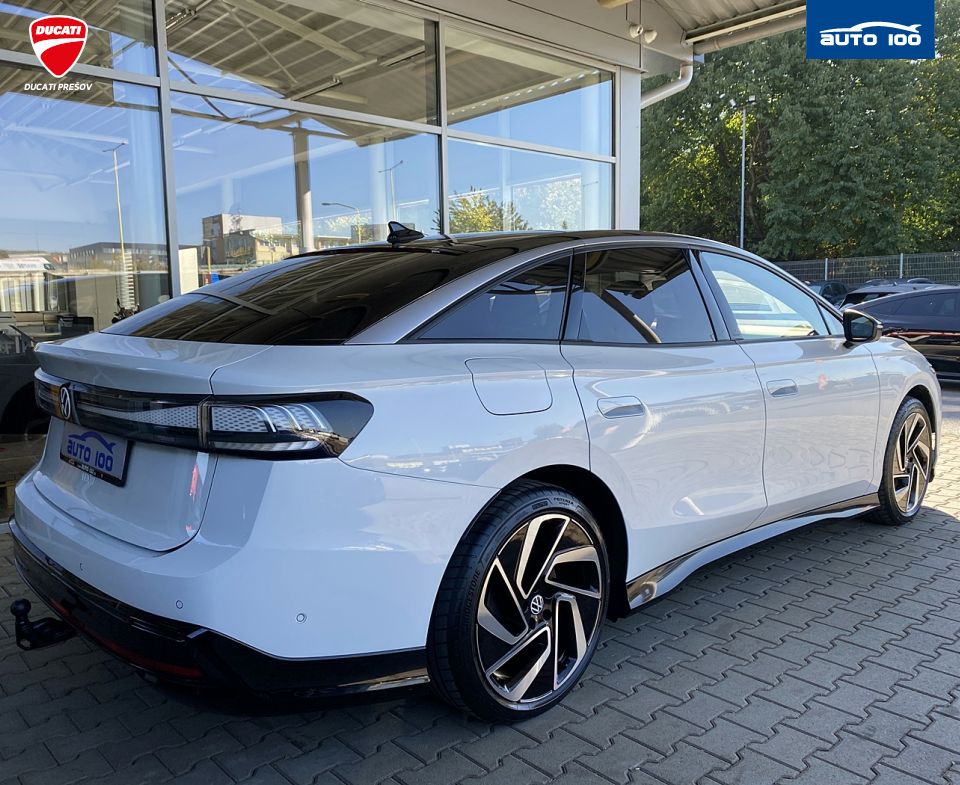 Volkswagen ID.7 Pro 210kW, Tepelné čerpadlo,Matrix-Beam