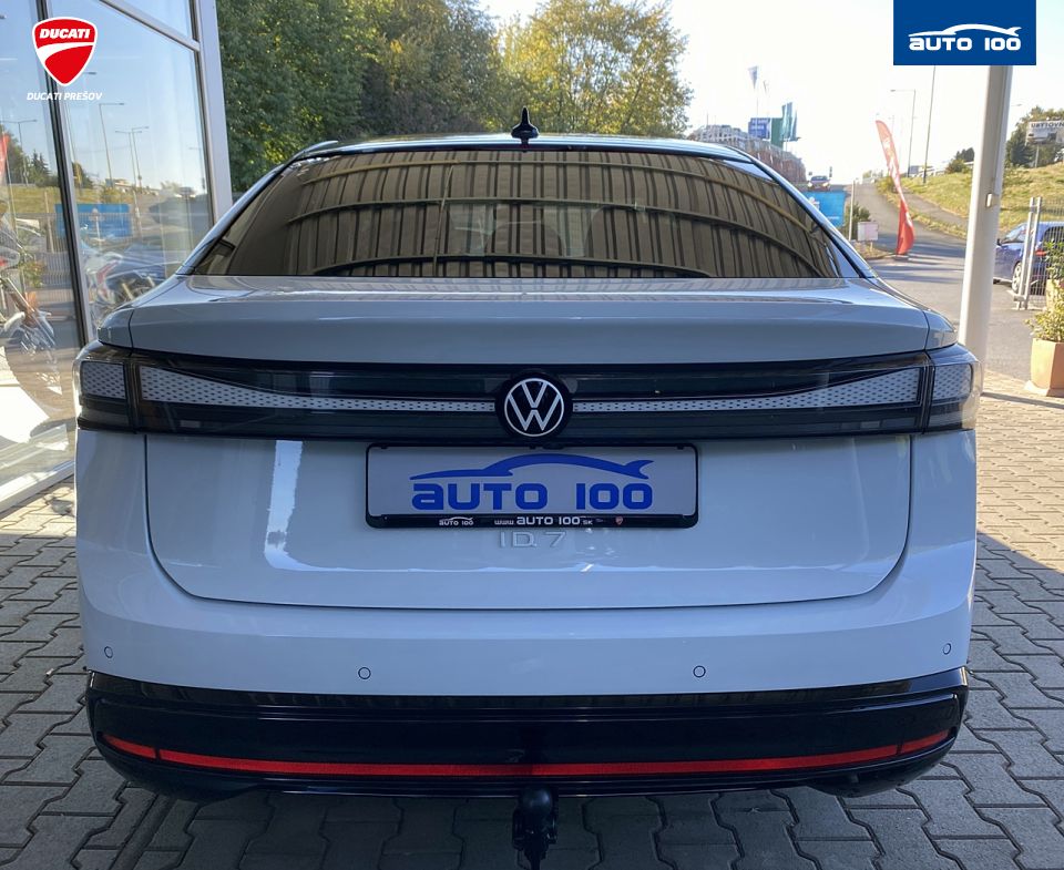 Volkswagen ID.7 Pro 210kW, Tepelné čerpadlo,Matrix-Beam