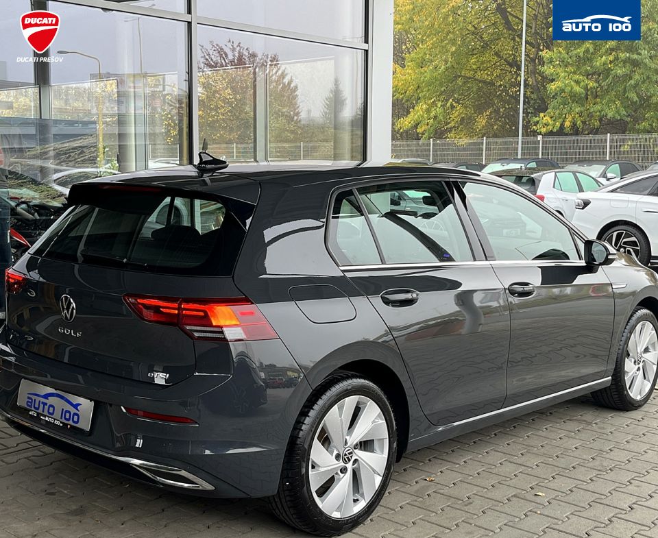 Volkswagen Golf Limited 1.5 eTSI ACT DS7