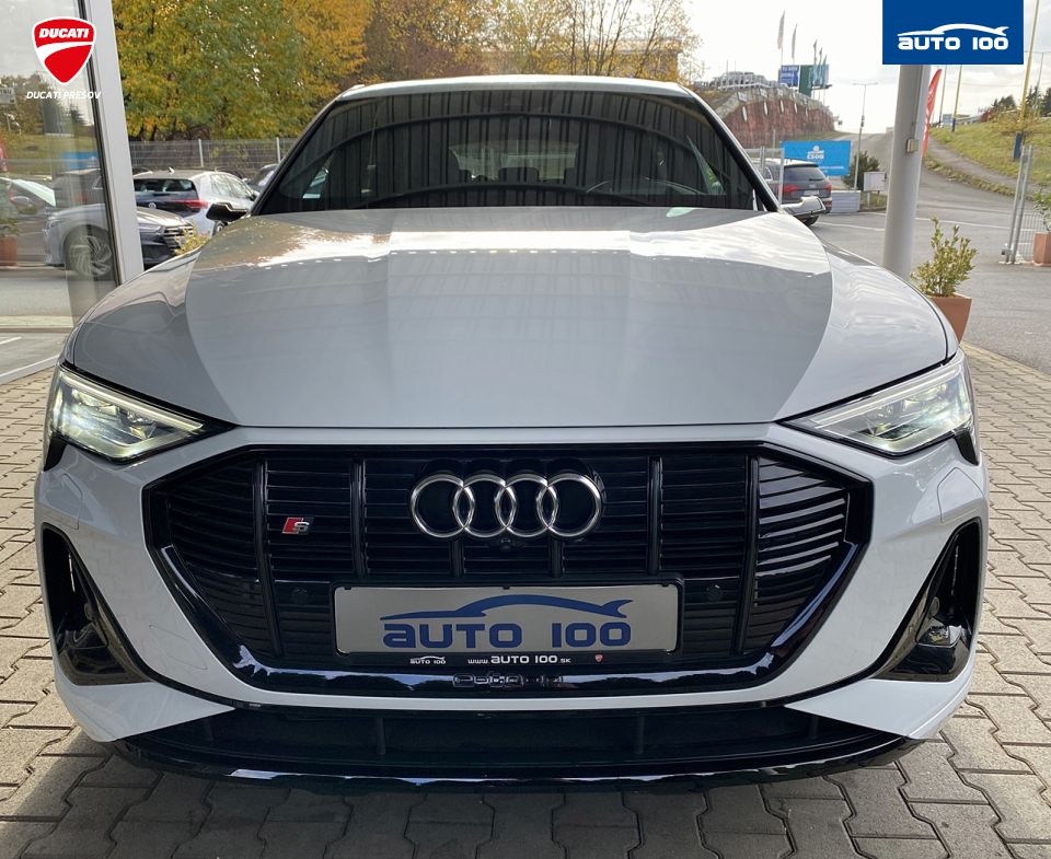 Audi e-tron S quattro 370kW, Multi Matrix-Beam,